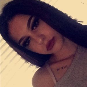 Meet your Posher, Christina